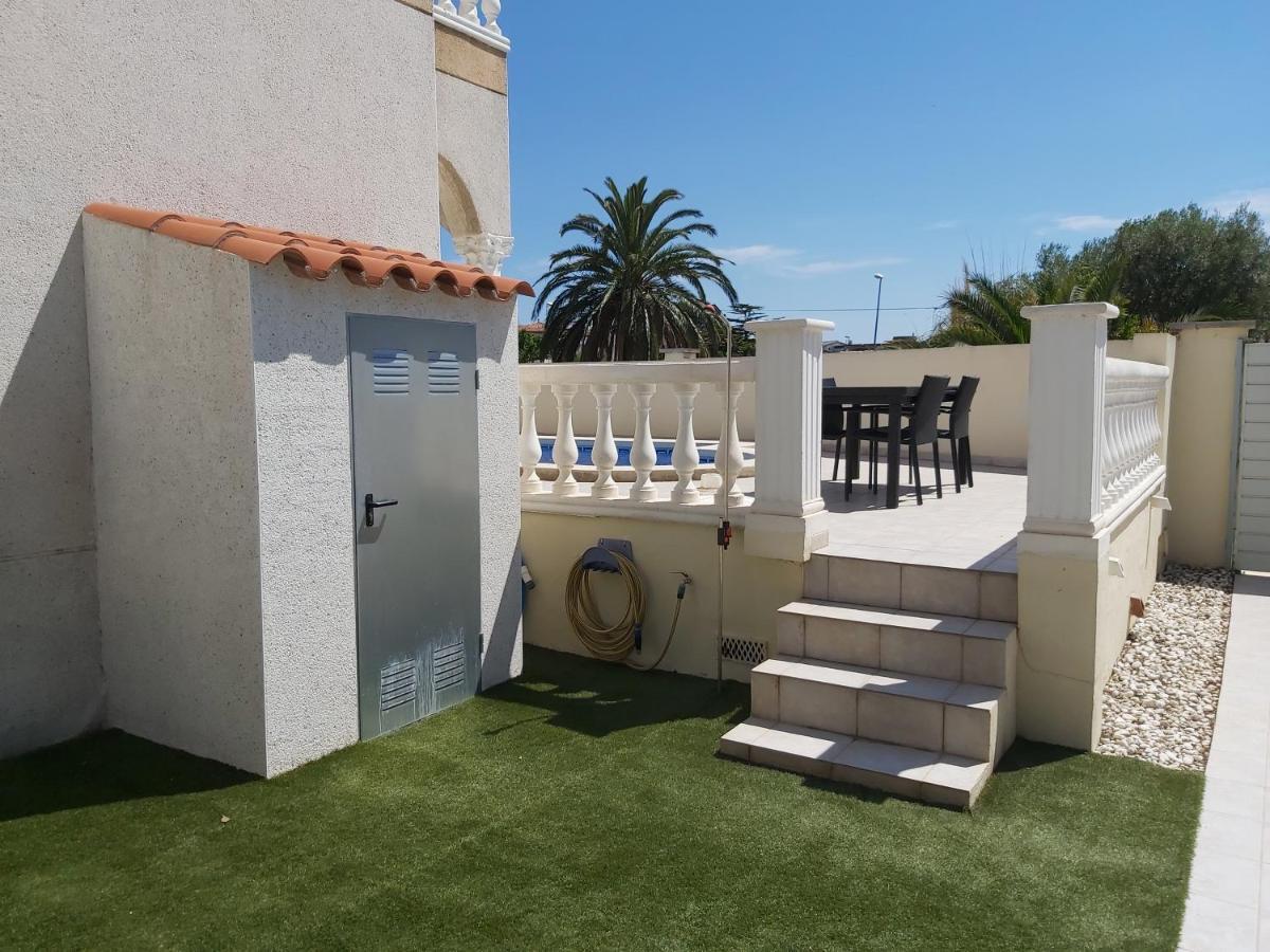 エンプリアブラバ Casa Amb Piscina Privadaヴィラ エクステリア 写真
